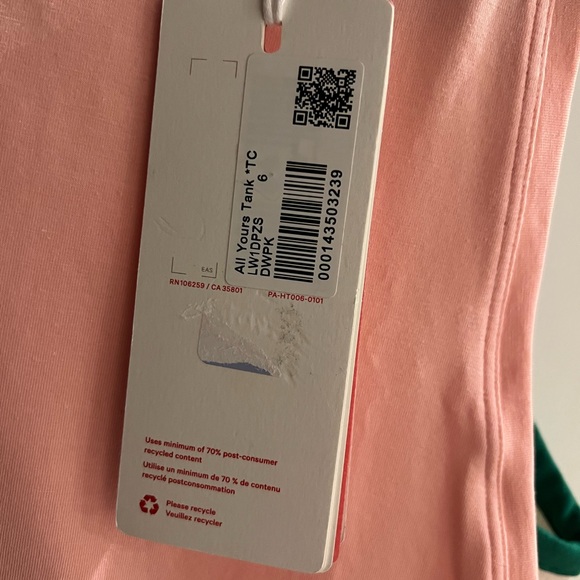 Lululemon NWT All Yours Tank Team Canada Size 6 - Picture 3 of 8